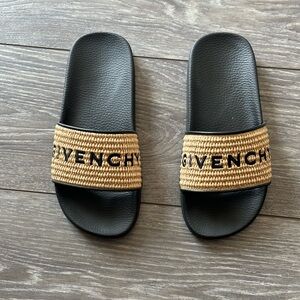 Givenchy 4G Flat Slide Sandal Women’s Size 37